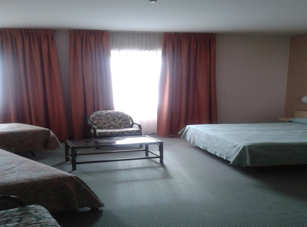 Hotel Des Alpes Rosta Kamer foto