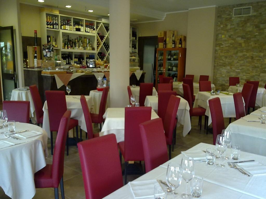 Hotel Des Alpes Rosta Kamer foto