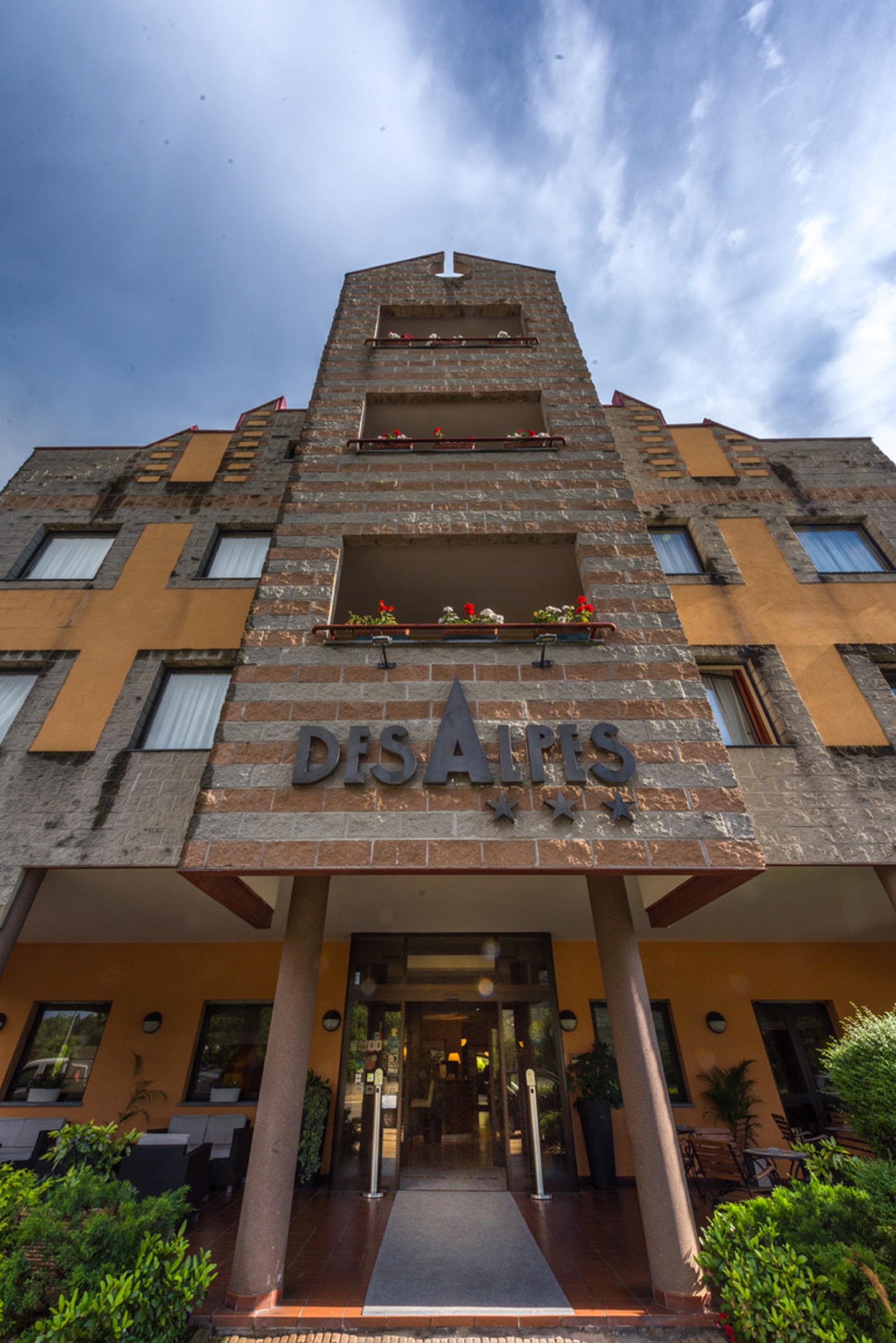 Hotel Des Alpes Rosta Buitenkant foto