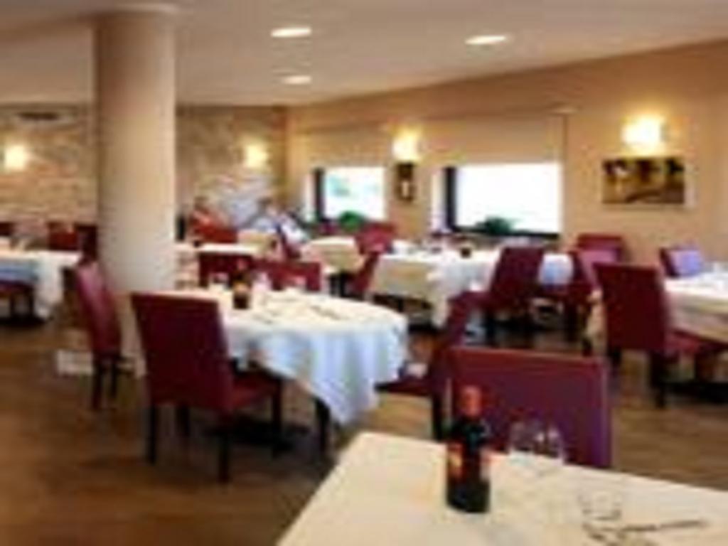 Hotel Des Alpes Rosta Buitenkant foto