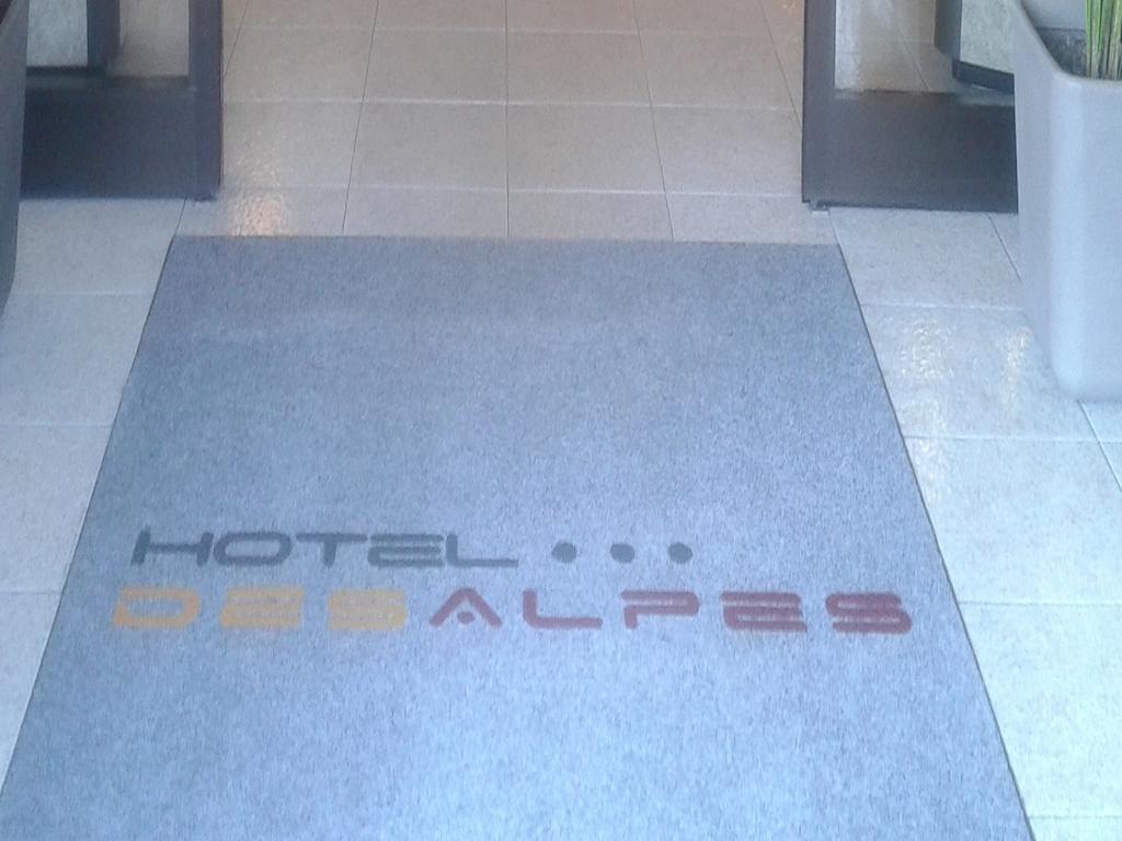 Hotel Des Alpes Rosta Buitenkant foto